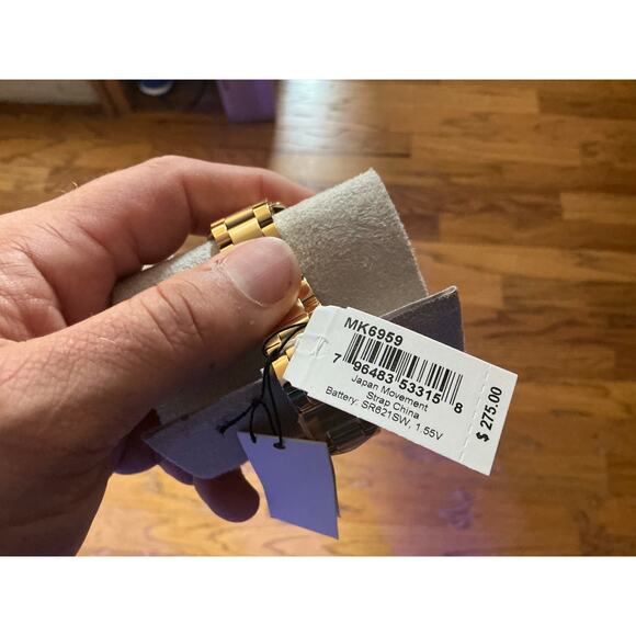 Michael Kors MK6959 Bradshaw Ladies Chronograph Quartz Watch New In Box - Picture 3 of 4